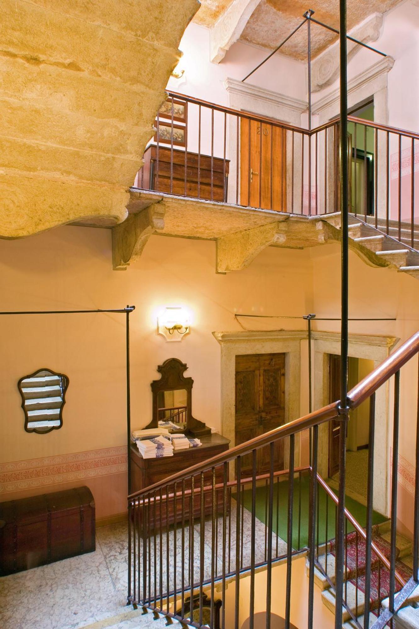 לימונה סול גרדה Albergo Bellavista מראה חיצוני תמונה